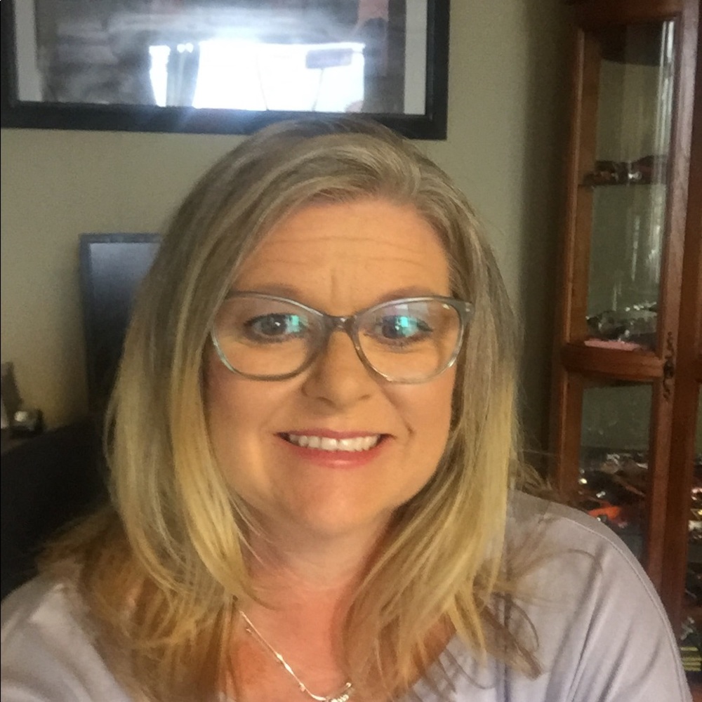 Meet your Posher, Teresa